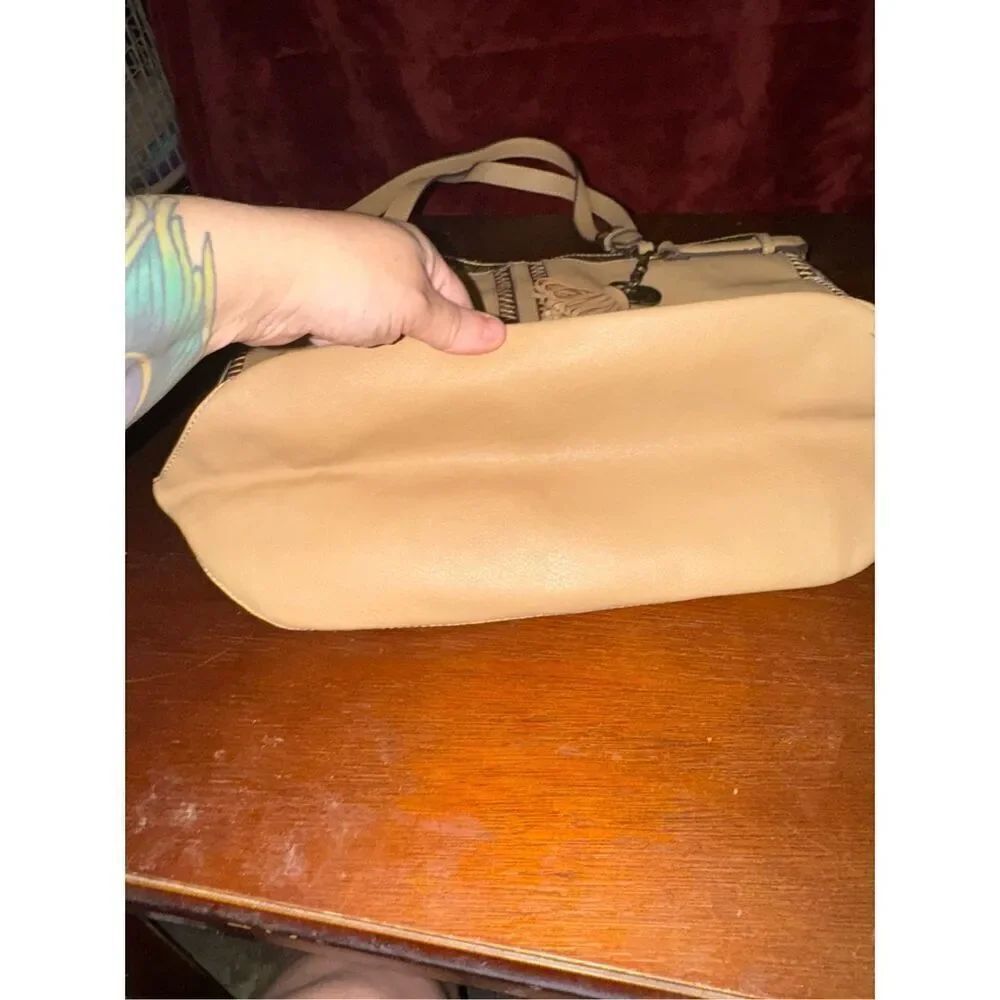 Jessica Simpson leather hobo bag - Picture 2 of 9